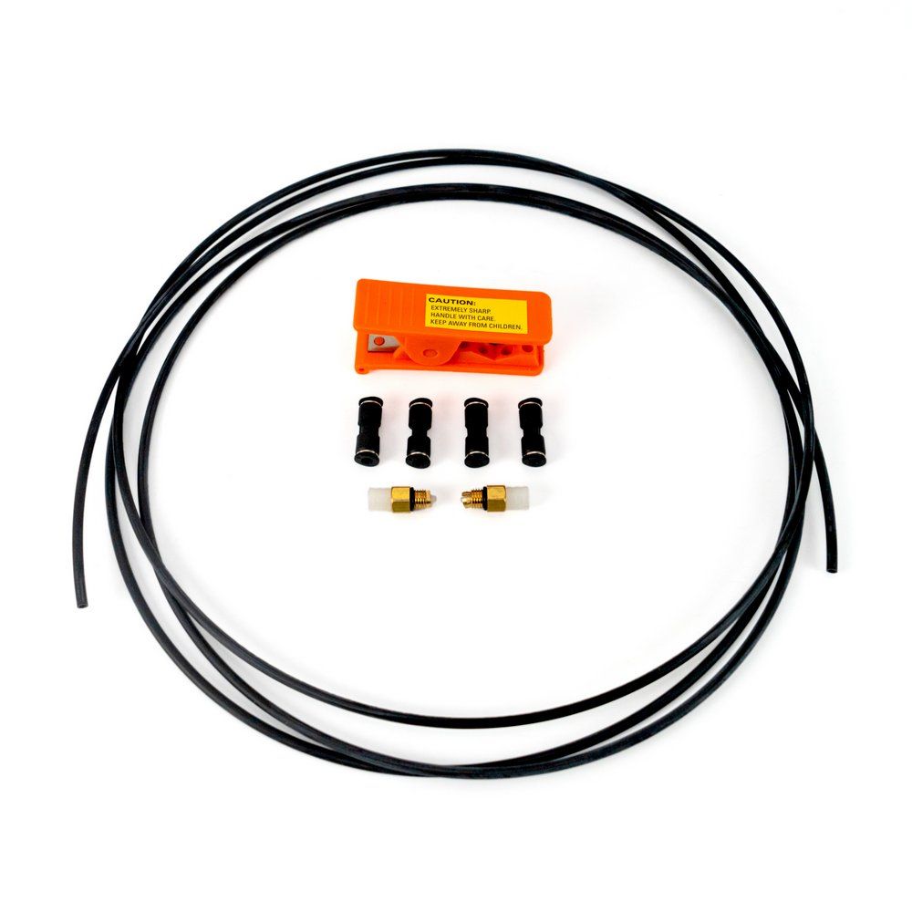 Arnott Luftschlauch-Reparaturset, 4 x 4 mm PTC-Anschluss, 2 x 4 mm VOSS, 3 m x 4 mm Schlauch, 1 x Schlauchschneider