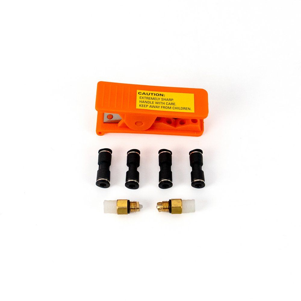 Arnott Luftschlauch-Reparaturset, 4 x 4 mm PTC-Anschluss, 2 x 4 mm VOSS, 3 m x 4 mm Schlauch, 1 x Schlauchschneider